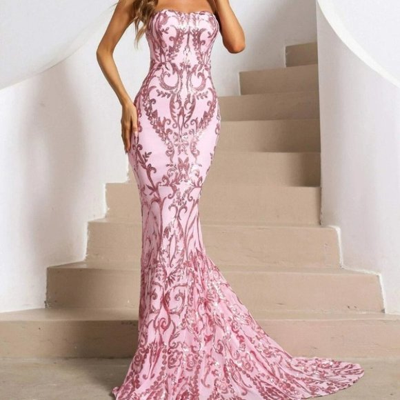 Formal Sequin detail Maxi Dress with train Pink - Picture 9 of 15